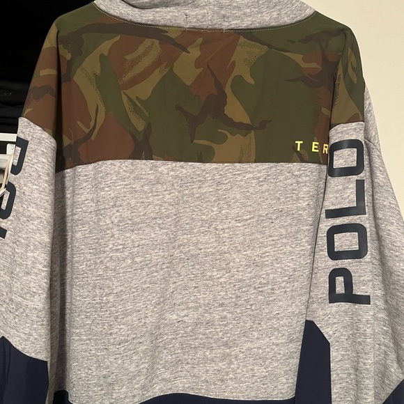 Transalakan expedition polo hoodless hoodie. - Picture 3 of 12